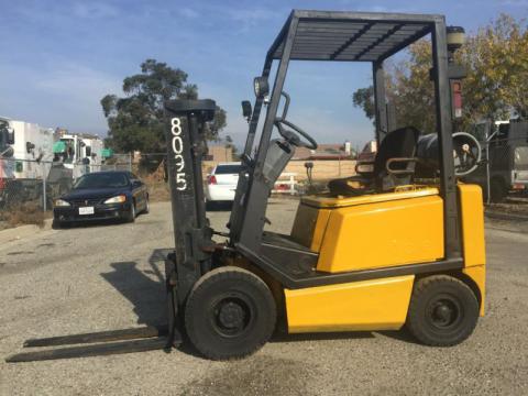 Yale 3 000 Lb Forklift Propane Powered Solid Tires Ready To Go Forklift For Sale For 4 100 Bt Forklifts Net