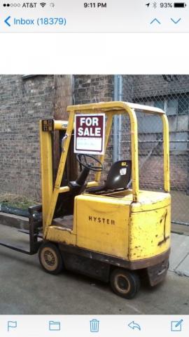 Hyster Electric Forklift With Battery Charger Local Pick Up In Chicago For Sale For 1 700 Bt Forklifts Net