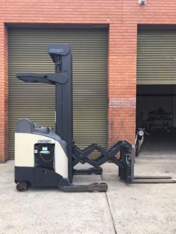 Crown Double Deep Reach Forklift New Wheels Fully Serviced For Sale For 8 800 Bt Forklifts Net